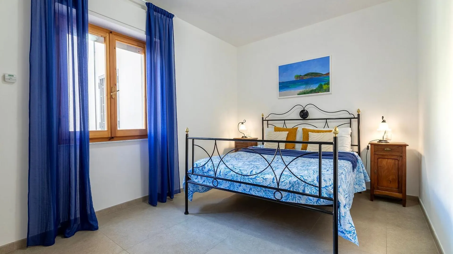Sardinia Re - La Casa Azul Daire Alghero 0*,  İtalya