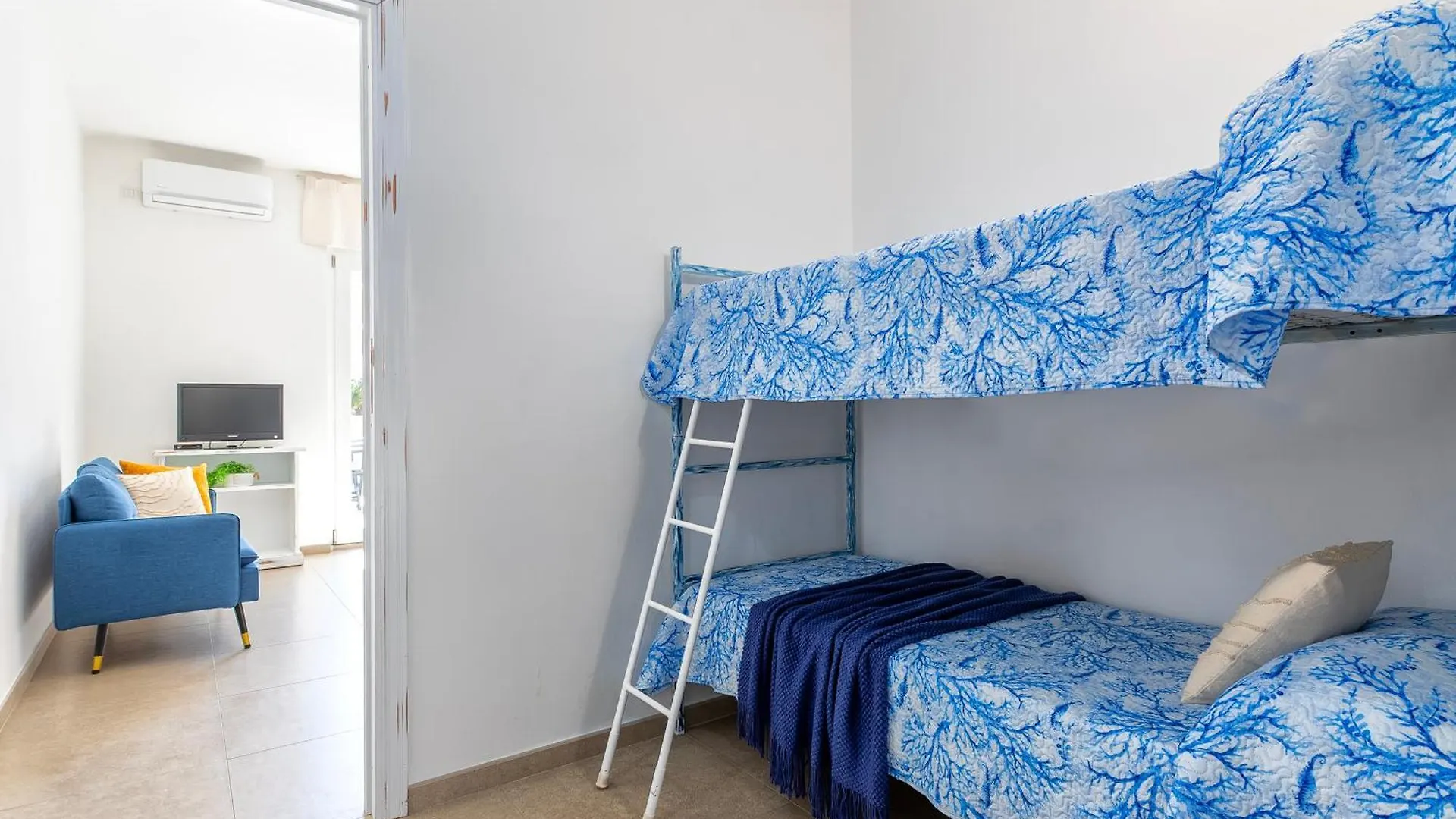 Sardinia Re - La Casa Azul Daire Alghero