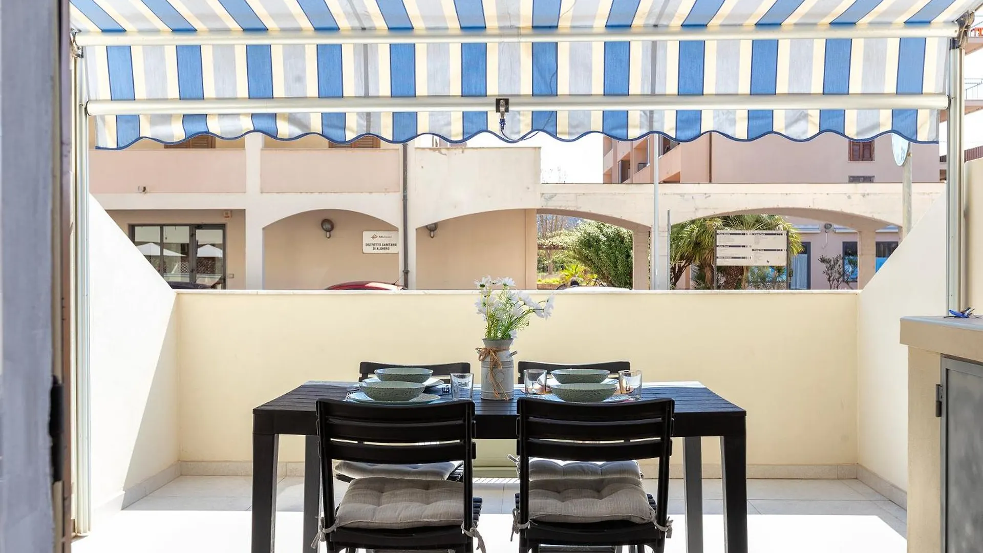Sardinia Re - La Casa Azul Daire Alghero