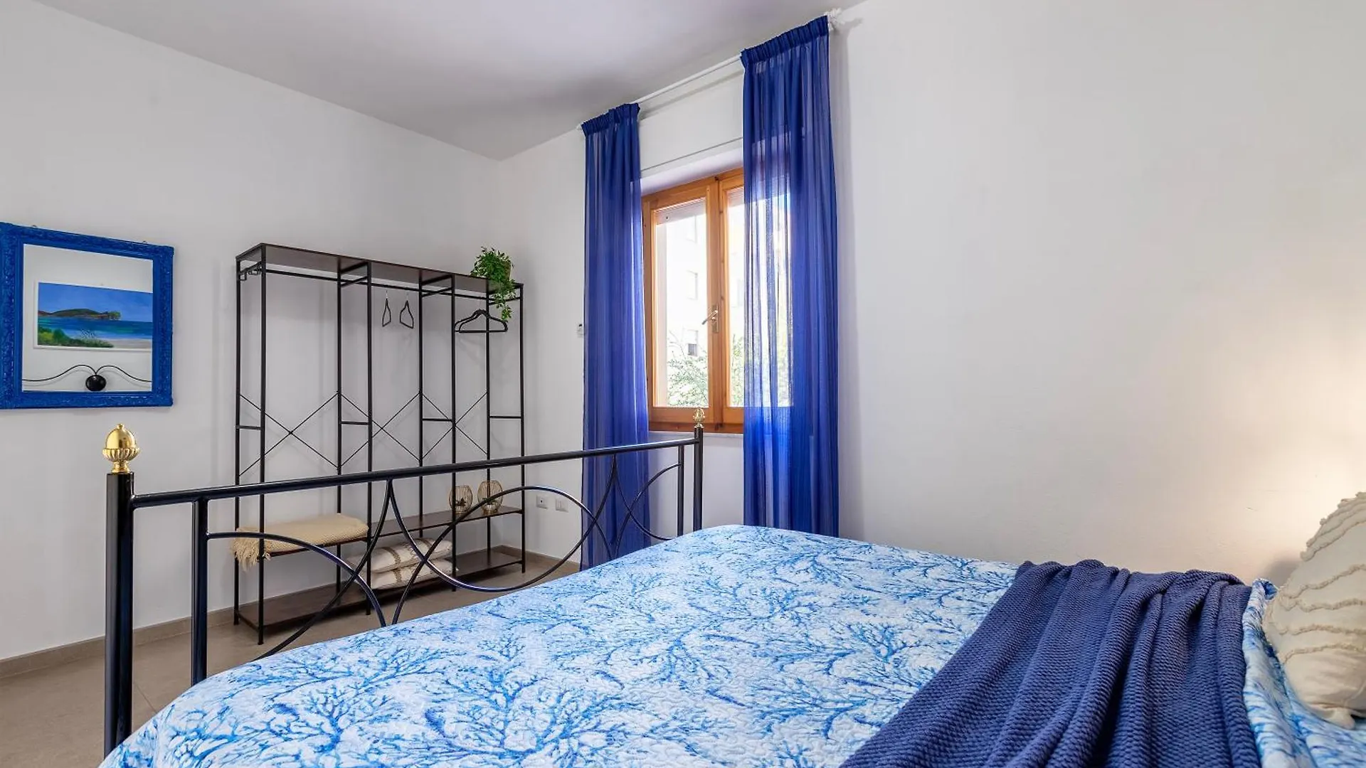Sardinia Re - La Casa Azul Daire Alghero